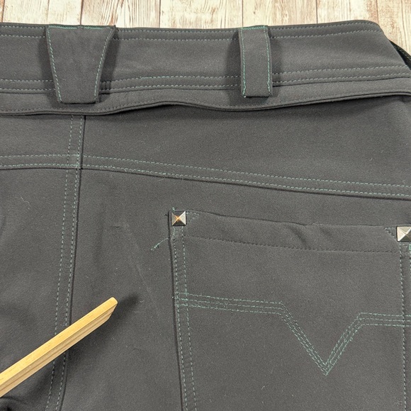 Volcom Battle Stretch Pants Women's Black sz Large Skinny Fit Adjustee Snowboard - Picture 16 of 16